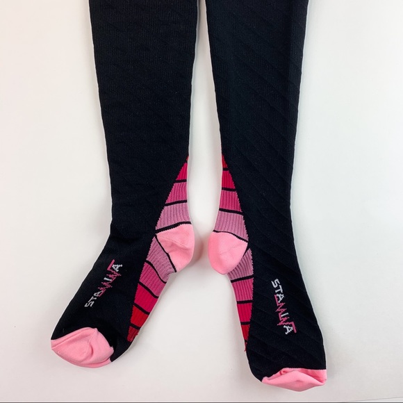 Physix Gear Compression Socks - Picture 2 of 3